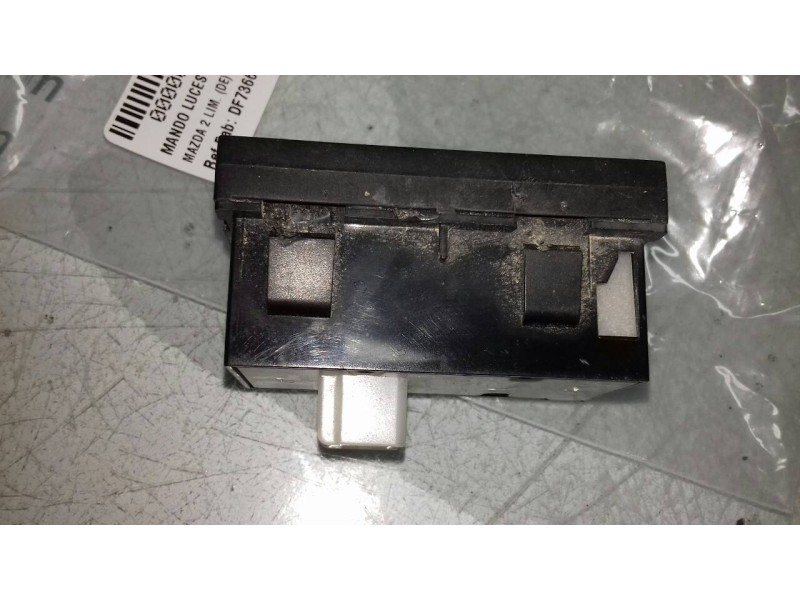 Recambio de mando luces para mazda 2 lim. (de) 1.3 style (5-ptas.) (55kw) referencia OEM IAM DF7366170  
