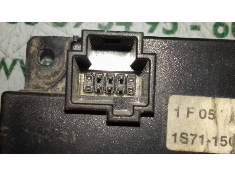 Recambio de pantalla multifuncion para ford mondeo berlina (ge) ambiente referencia OEM IAM 1S7115000AF RELOJ 