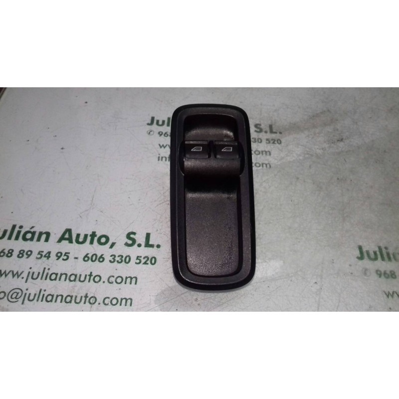 Recambio de mando elevalunas delantero izquierdo para ford fiesta (cb1) titanium referencia OEM IAM 8A6T14A132AC  