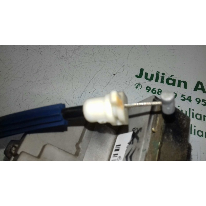 Recambio de cerradura puerta trasera izquierda para peugeot 407 st sport pack referencia OEM IAM 9660699480E00  6 PINES