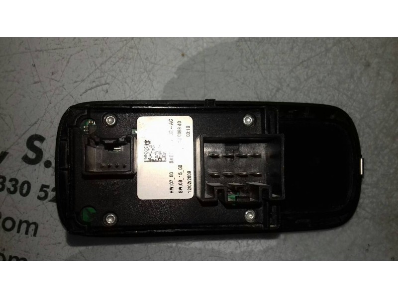 Recambio de mando elevalunas delantero izquierdo para ford fiesta (cbk) ambiente referencia OEM IAM 8A6T14A132AC  