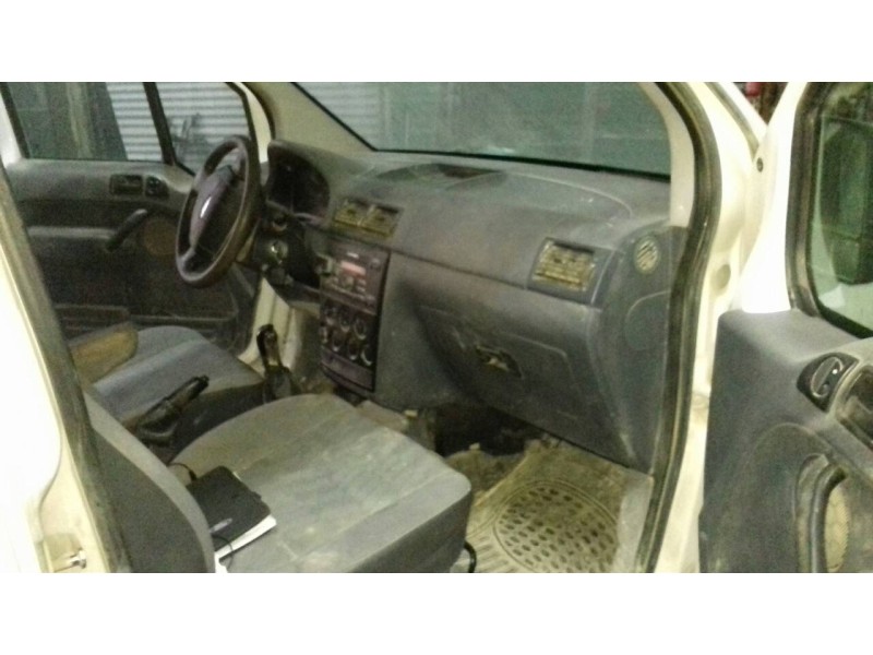 ford tourneo connect (tc7) del año 2004