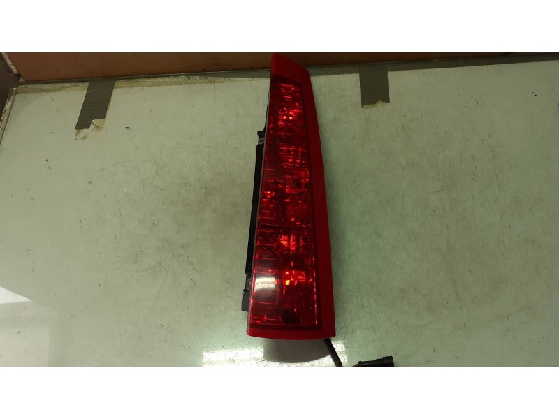 Recambio de piloto trasero derecho para tata indigo marina sw referencia OEM IAM 10637 E410637 