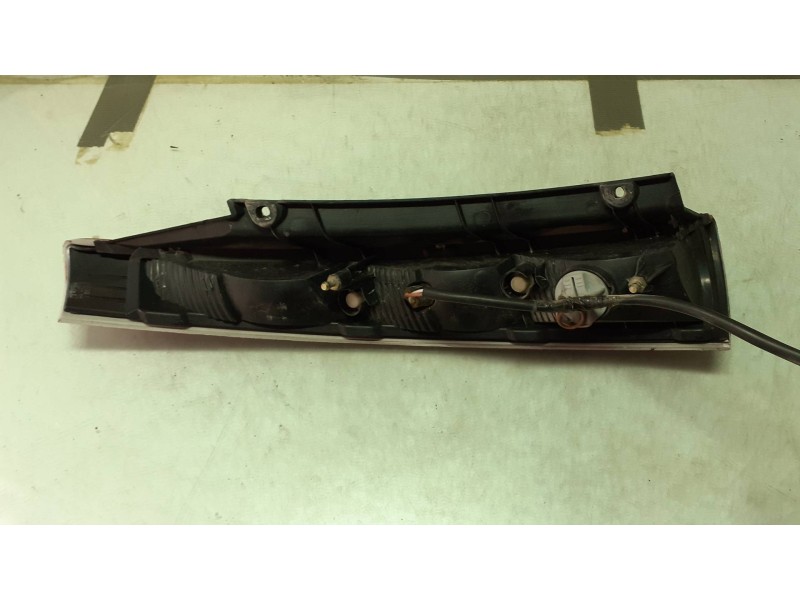 Recambio de piloto trasero derecho para tata indigo marina sw referencia OEM IAM 10637 E410637 