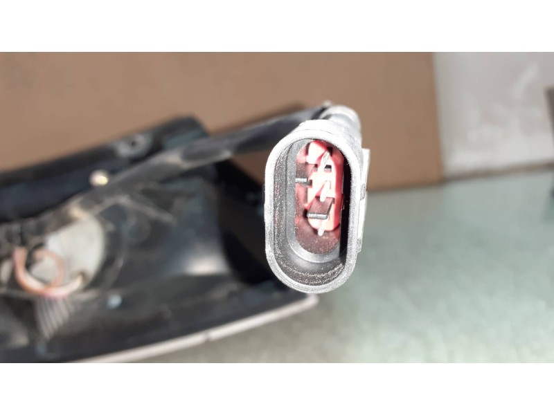 Recambio de piloto trasero derecho para tata indigo marina sw referencia OEM IAM 10637 E410637 