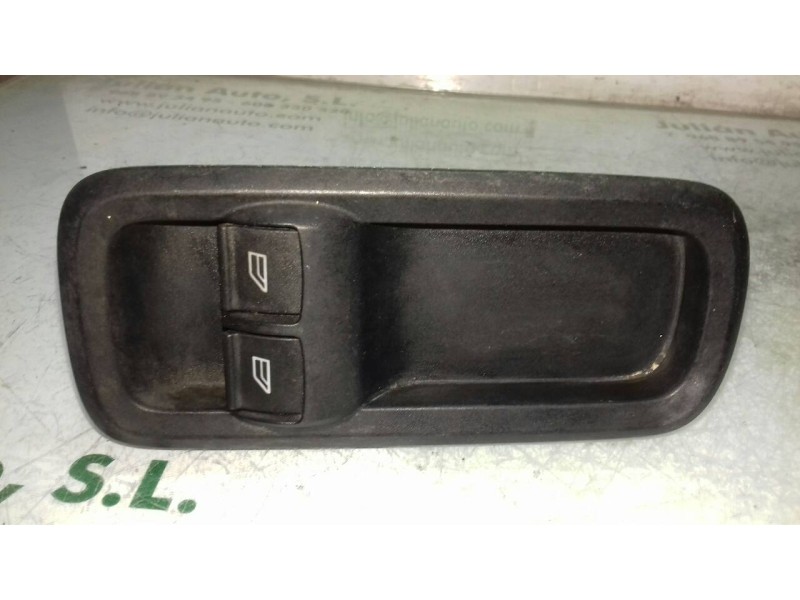 Recambio de mando elevalunas delantero izquierdo para ford fiesta (cb1) titanium referencia OEM IAM 8A6T14A132AC  