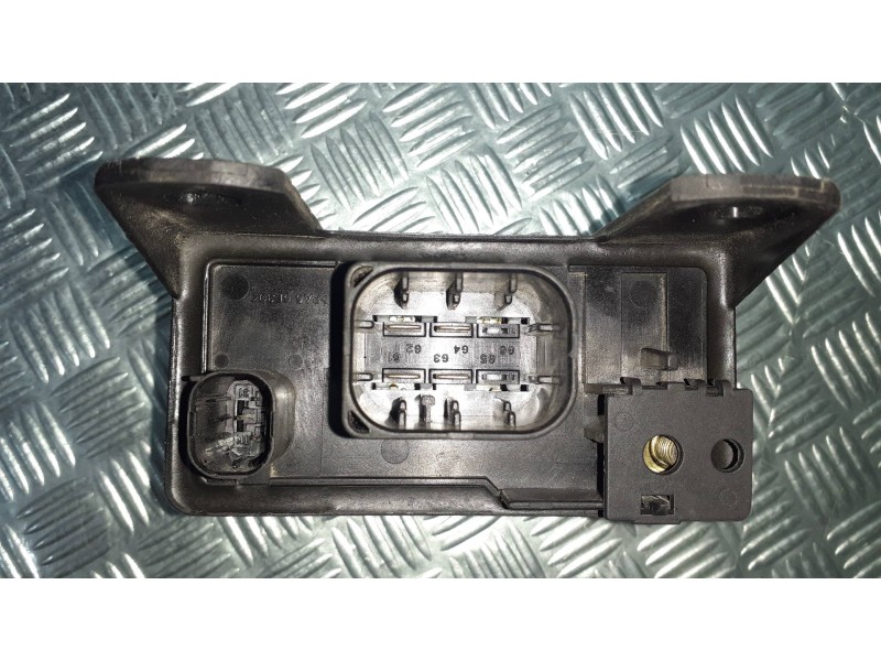 Recambio de caja precalentamiento para mercedes-benz clase c (w203) berlina 220 cdi (203.006) referencia OEM IAM   