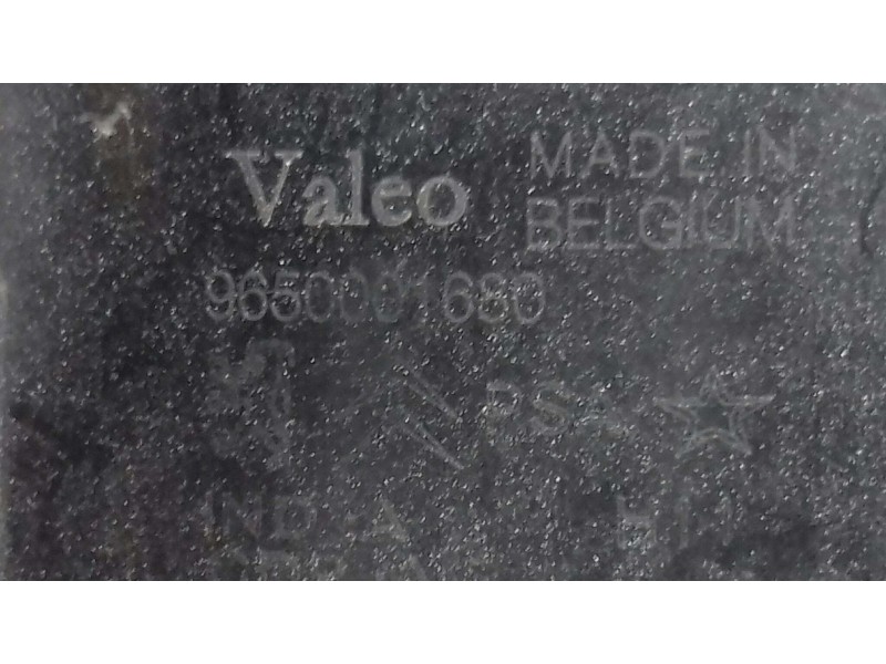 Recambio de faro antiniebla derecho para citroen c4 berlina collection referencia OEM IAM 9650001680 89203982 VALEO