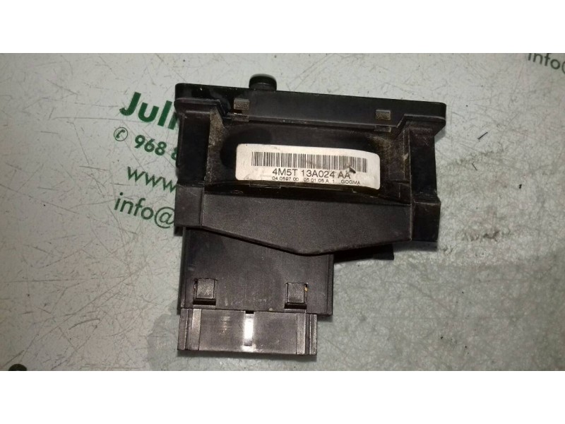 Recambio de mando luces para ford focus berlina (cap) ghia referencia OEM IAM 4M5T13A024AA  