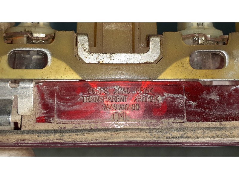 Recambio de luz central de freno para peugeot 207 confort referencia OEM IAM 9649986880  