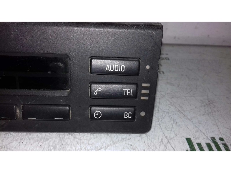 Recambio de pantalla multifuncion para bmw serie 5 berlina (e39) 525tds referencia OEM IAM 65828360738 7608732040 