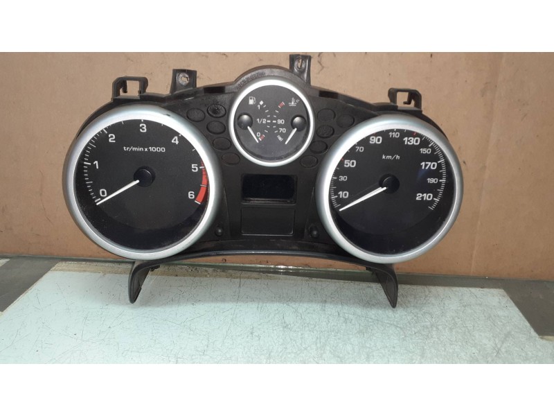Recambio de cuadro instrumentos para peugeot 207 confort referencia OEM IAM A2C53065547 A2C53102700 