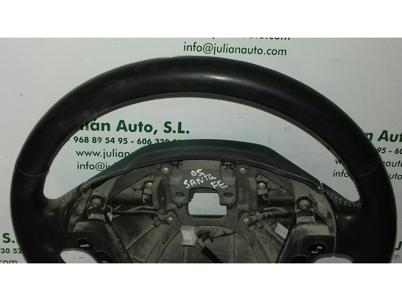 Recambio de volante para hyundai santa fe (sm) 2.0 gls crdi referencia OEM IAM 561002B000 MULTIFUNCION PIEL
