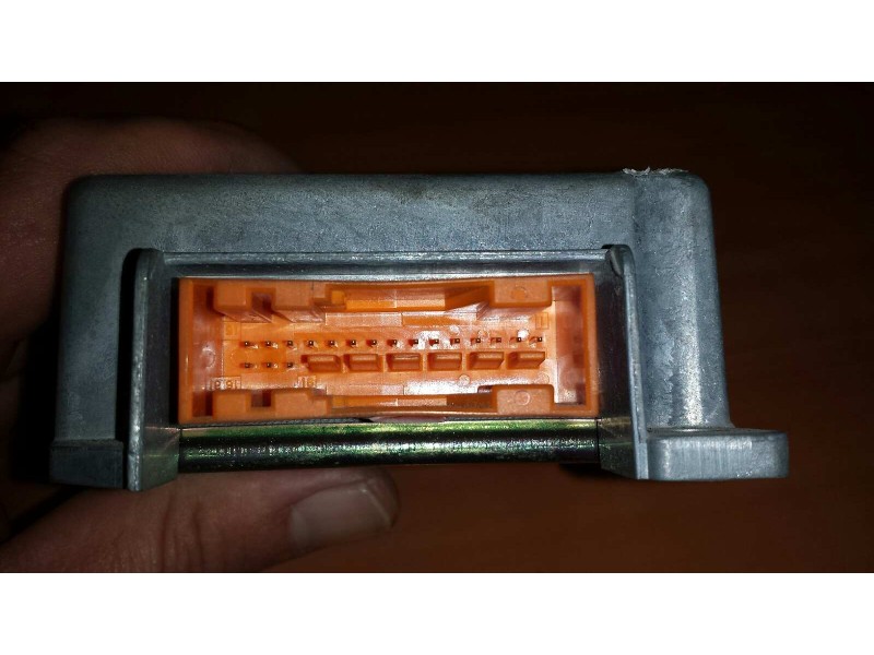 Recambio de centralita airbag para peugeot 306 berlina 3/4/5 puertas (s2) boulebard referencia OEM IAM 550579200 9633621280  Recambio de centralita airbag para peugeot 306 berlina 3/4/5 puertas (s2) boulebard referencia OEM IAM 550579200 9633621280