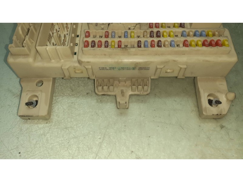 Recambio de caja reles / fusibles para ford focus berlina (cap) ambiente (d) referencia OEM IAM 4M5T14A073  