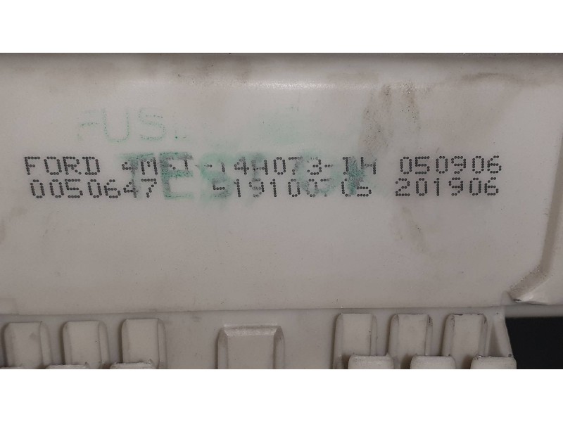 Recambio de caja reles / fusibles para ford focus berlina (cap) ambiente (d) referencia OEM IAM 4M5T14A073  