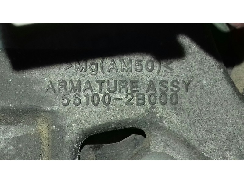 Recambio de volante para hyundai santa fe (sm) 2.0 gls crdi referencia OEM IAM 561002B000 MULTIFUNCION PIEL