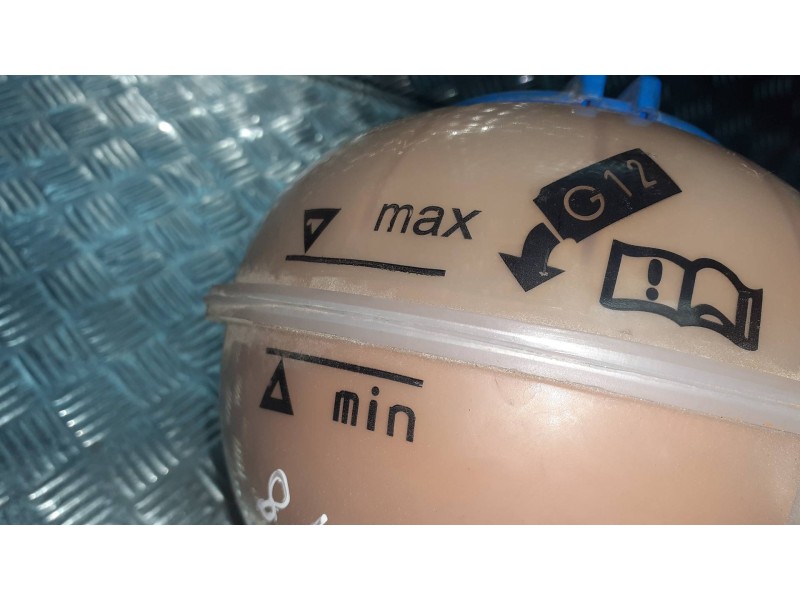 Recambio de deposito expansion para seat ibiza (6l1) stella referencia OEM IAM L1221010 L122101072461088 G12