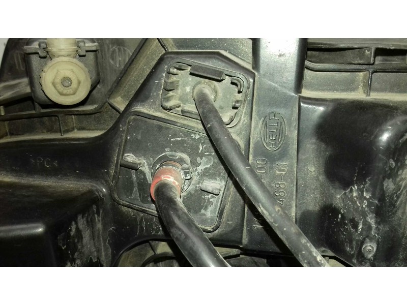 Recambio de faro derecho para audi a6 berlina (4b2) 2.5 tdi quattro referencia OEM IAM 15593000  XENON