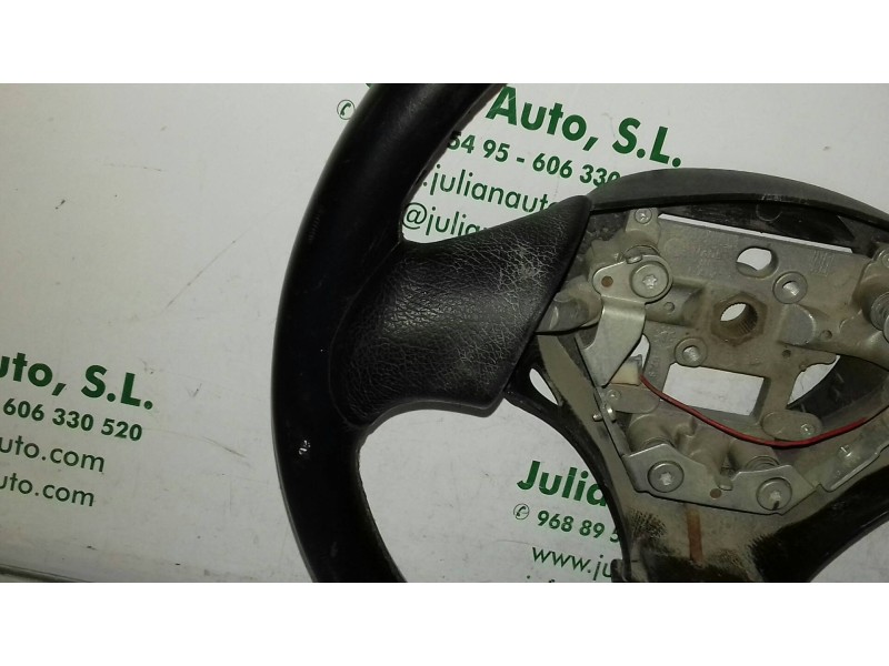 Recambio de volante para mazda 323 berlina c/f/s (ba) 1.5 c referencia OEM IAM 6740  PIEL