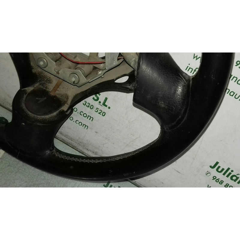 Recambio de volante para mazda 323 berlina c/f/s (ba) 1.5 c referencia OEM IAM 6740  PIEL