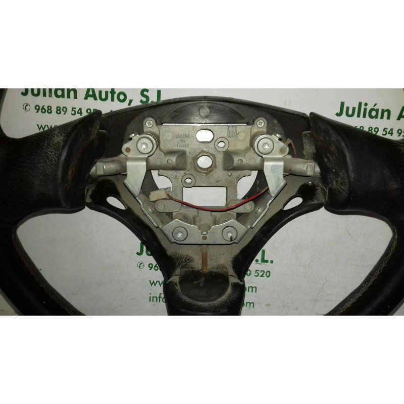 Recambio de volante para mazda 323 berlina c/f/s (ba) 1.5 c referencia OEM IAM 6740  PIEL