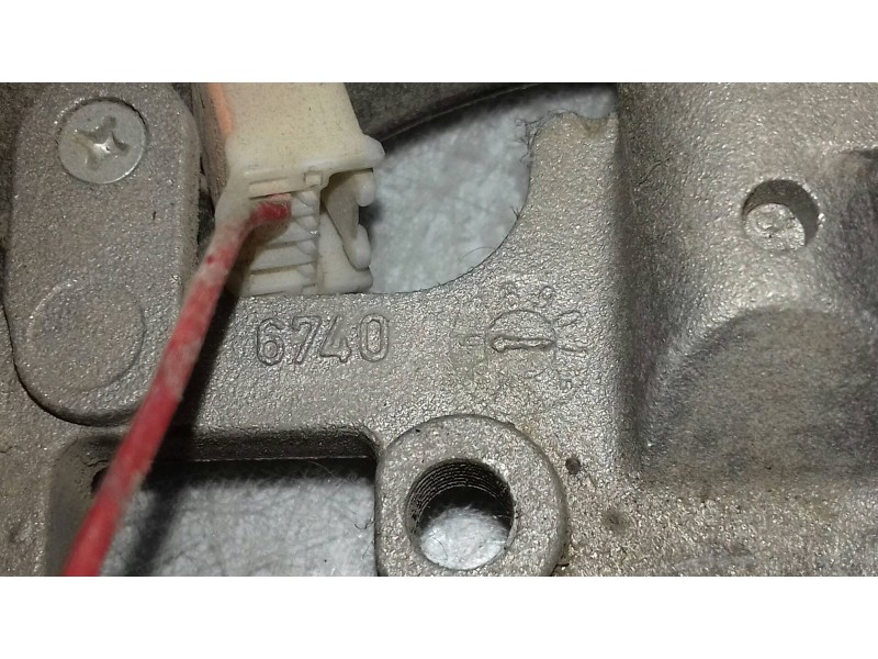 Recambio de volante para mazda 323 berlina c/f/s (ba) 1.5 c referencia OEM IAM 6740  PIEL