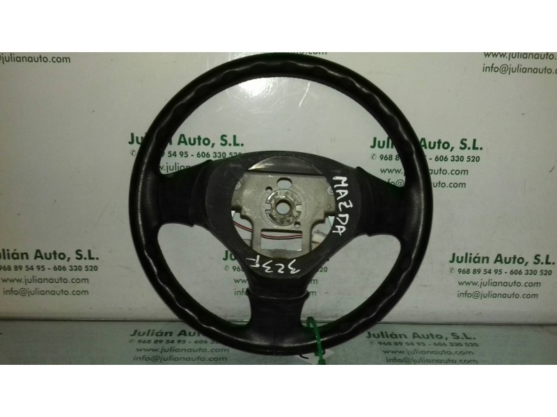 Recambio de volante para mazda 323 berlina c/f/s (ba) 1.5 c referencia OEM IAM 6740  PIEL