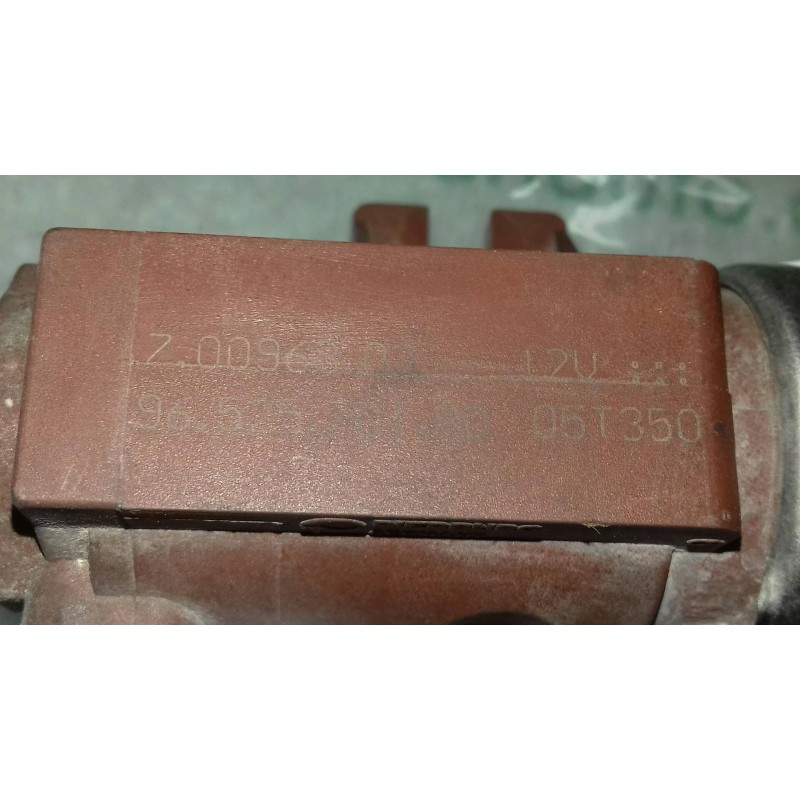 Recambio de valvula aire adicional para ford focus berlina (cap) ambiente (d) referencia OEM IAM 70096803  2 PINES