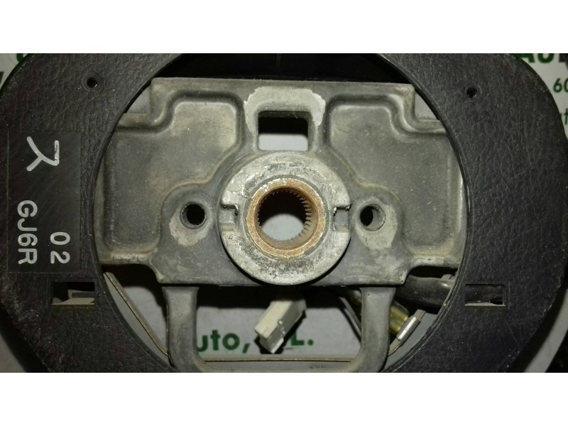 Recambio de volante para mazda 6 berlina (gg) 1.8 active (4-ptas.) referencia OEM IAM GS12000720 MULTIFUNCION PIEL