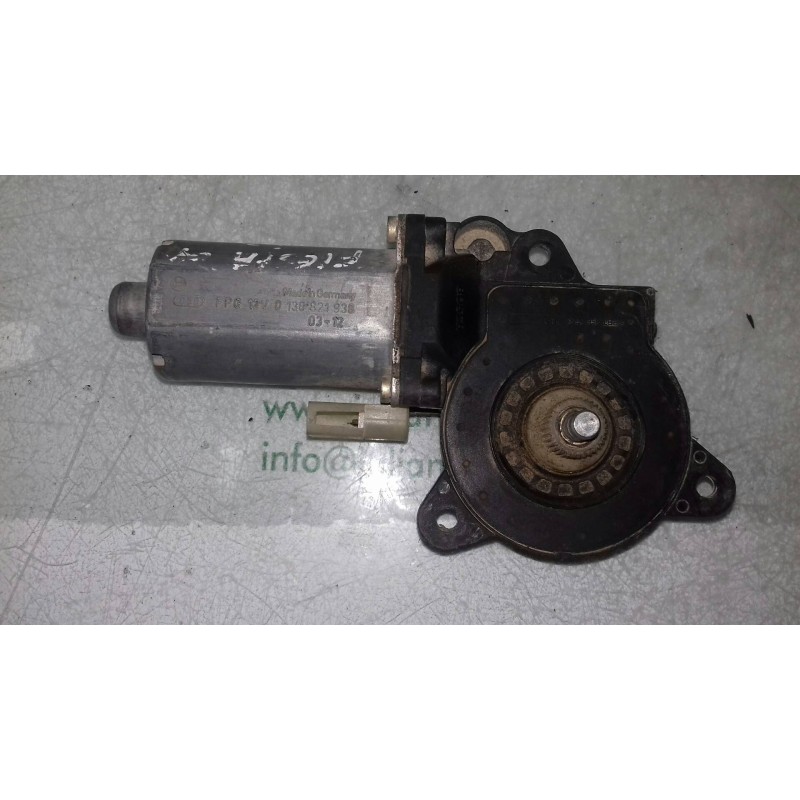 Recambio de motor elevalunas delantero izquierdo para ford fiesta (cbk) ambiente referencia OEM IAM 0130821938  2 PINES