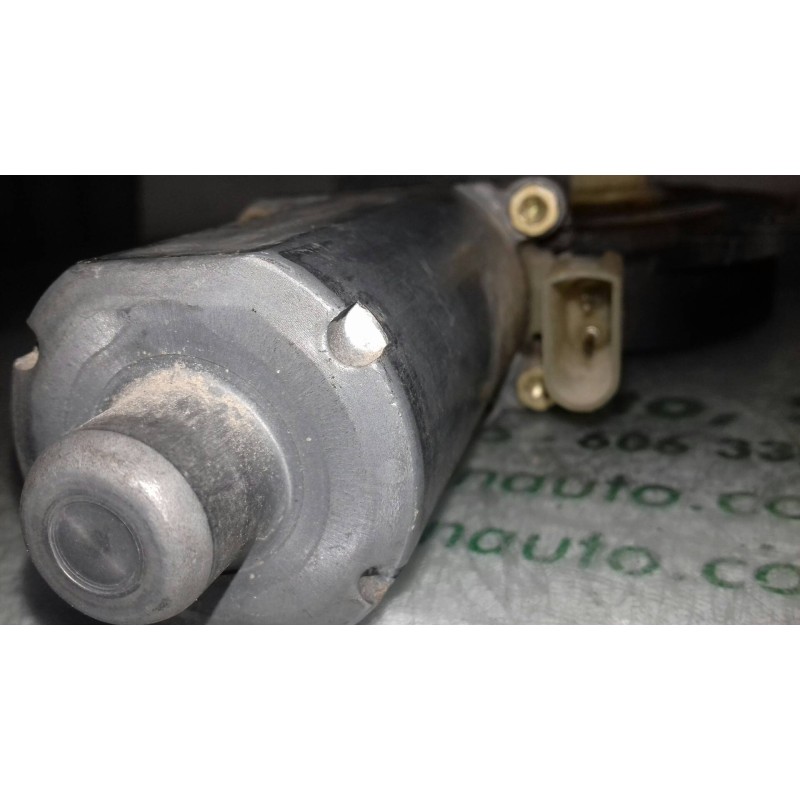 Recambio de motor elevalunas delantero izquierdo para ford fiesta (cbk) ambiente referencia OEM IAM 0130821938  2 PINES