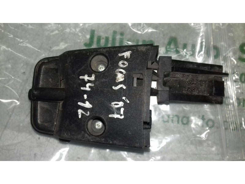 Recambio de mando multifuncion para ford focus berlina (cap) ambiente (d) referencia OEM IAM 758709  3 PINES