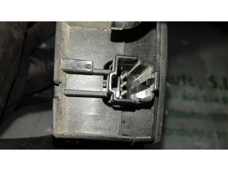 Recambio de mando multifuncion para ford focus berlina (cap) ambiente (d) referencia OEM IAM 758709  3 PINES