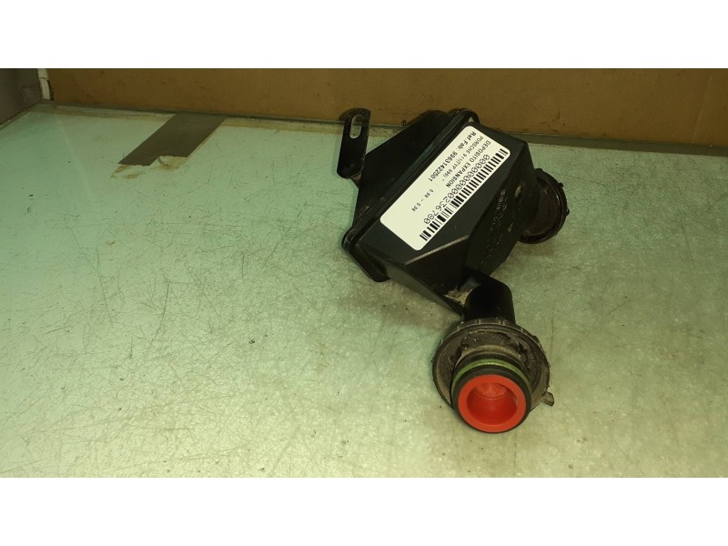 Recambio de deposito expansion para porsche 911 (typ 996) referencia OEM IAM 99631422501  