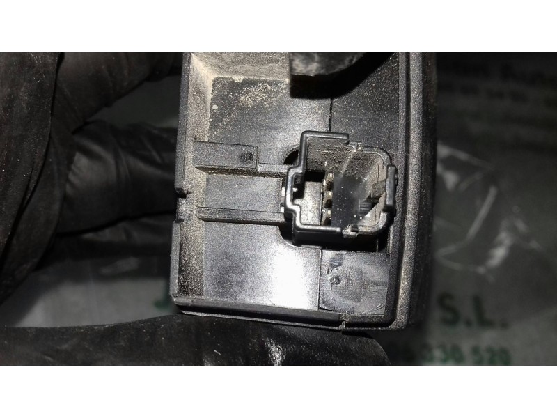 Recambio de mando multifuncion para ford focus lim. (cb4) titanium referencia OEM IAM 758710  3 PINES