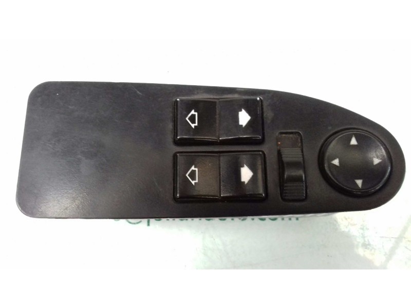 Recambio de mando elevalunas delantero izquierdo para bmw serie 5 berlina (e39) 525tds referencia OEM IAM 8368988 064599 