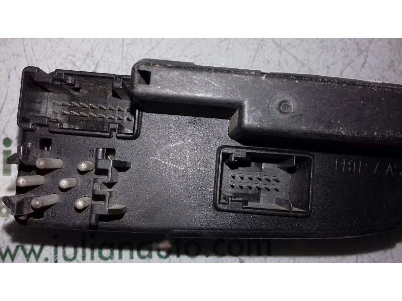 Recambio de mando elevalunas delantero izquierdo para bmw serie 7 (e38) 725tds referencia OEM IAM 8368987  