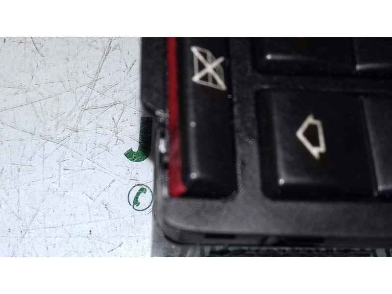 Recambio de mando elevalunas delantero izquierdo para bmw serie 5 berlina (e39) 520i referencia OEM IAM 8368966  