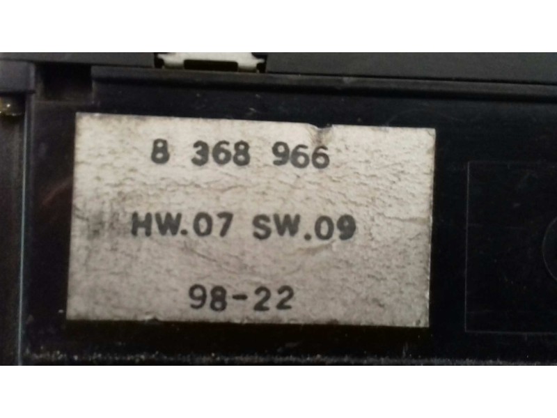Recambio de mando elevalunas delantero izquierdo para bmw serie 5 berlina (e39) 525tds referencia OEM IAM 8368966  