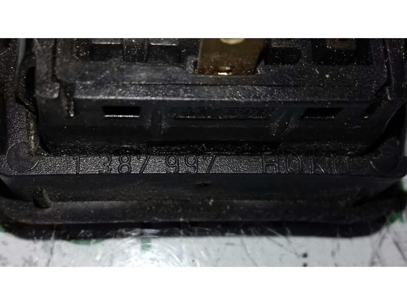 Recambio de mando elevalunas delantero derecho para bmw serie 3 coupe (e36) 320i referencia OEM IAM 1387997  