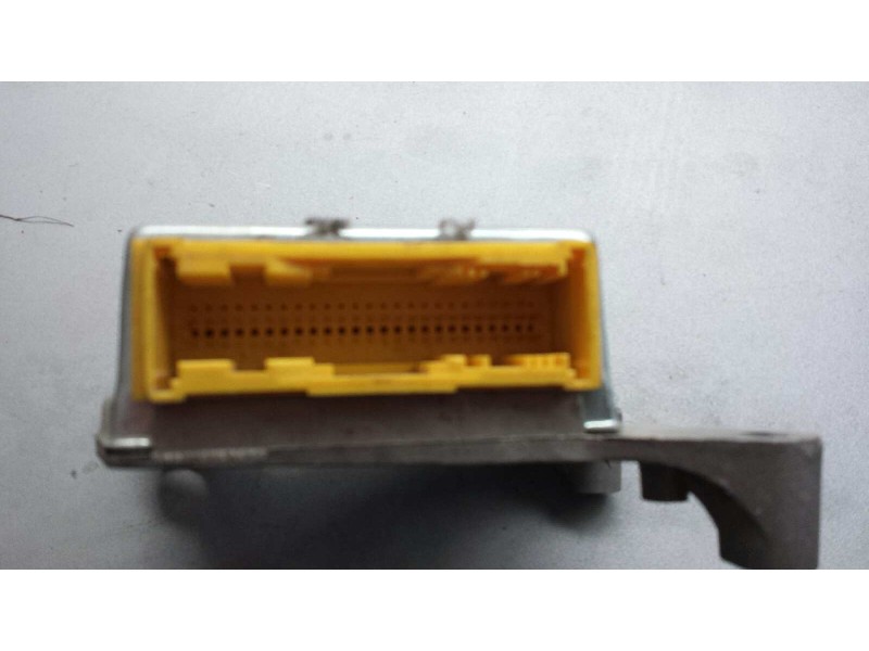 Recambio de centralita airbag para opel vivaro combi 2.7t corto referencia OEM IAM 601959800 8200112746A 