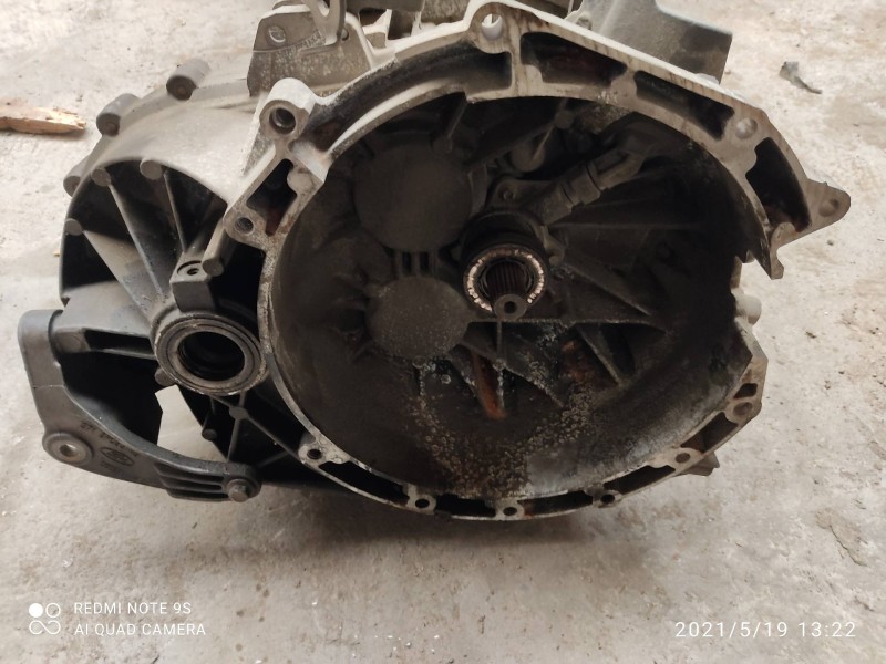 Recambio de caja cambios para ford mondeo berlina (ge) ambiente (06.2003) (d) referencia OEM IAM 3S7R7002CD  