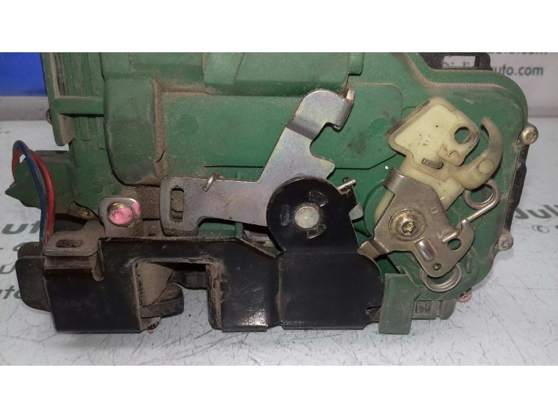 Recambio de cerradura puerta delantera derecha para seat ibiza (6l1) cool referencia OEM IAM  4+4 PINES AZUL