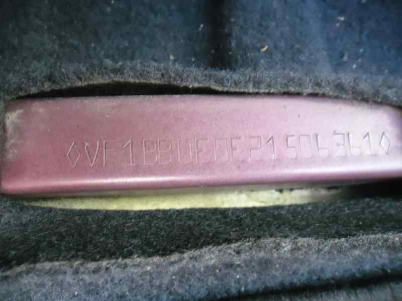 renault clio ii fase i (b/cbo) del año 2000