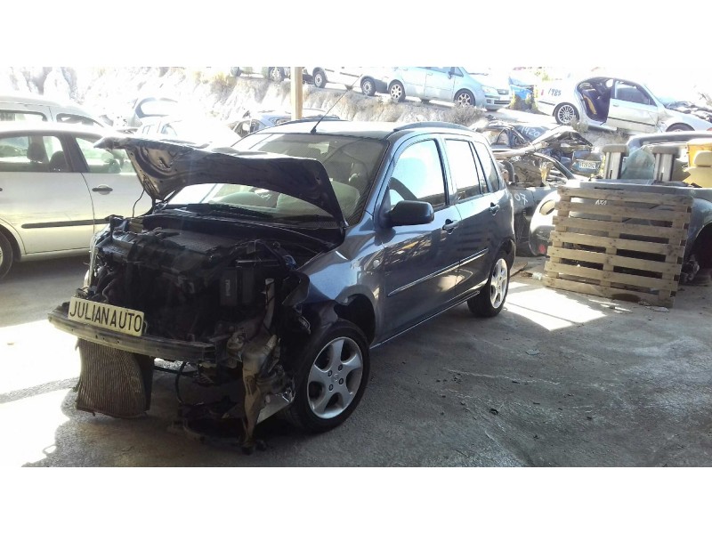 mazda 2 berlina (dy) del año 2004