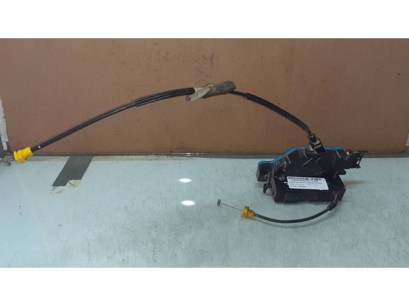 Recambio de cerradura puerta trasera derecha para peugeot 207 confort referencia OEM IAM 24097816 24099158 ELECTRICA