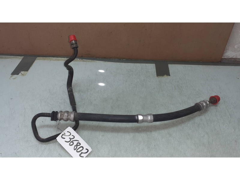 Recambio de tubo para porsche 911 (typ 996) referencia OEM IAM 996347443  