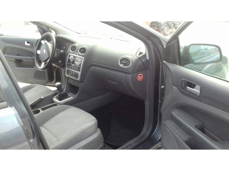 ford focus berlina (cap) del año 2006