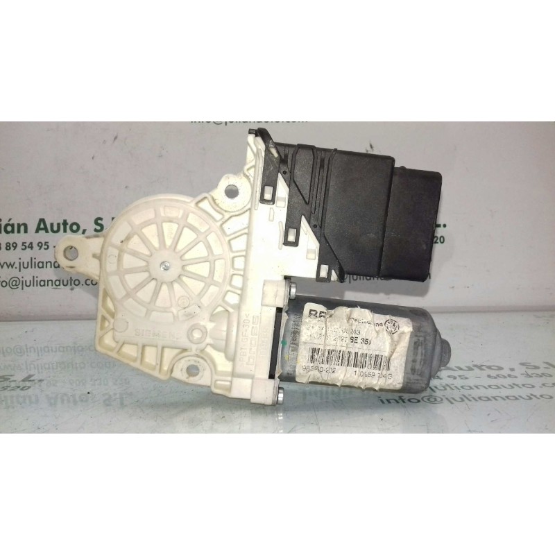 Recambio de motor elevalunas trasero derecho para seat leon (1p1) reference referencia OEM IAM 1K0959704G 0536006002 974647200